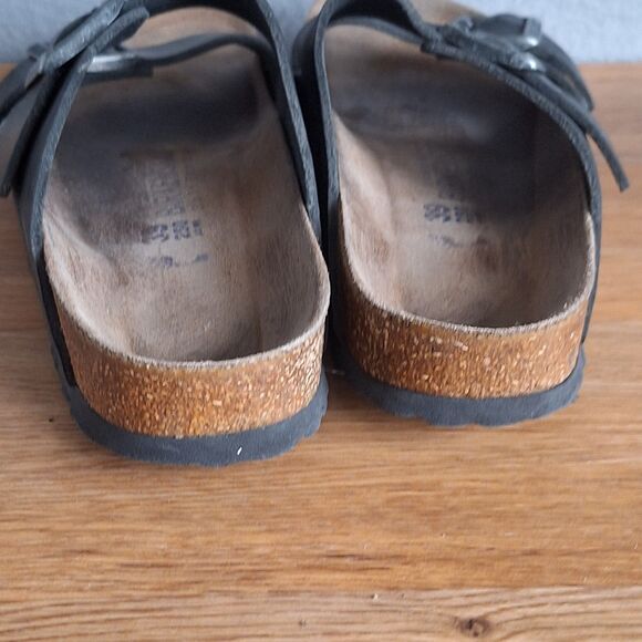 Birkenstock Arizona Oiled Leather Sandal Black Women EU 39 US 8 Narrow - Picture 3 of 12
